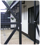 Pages Farm Cattery Courtyard Entrance